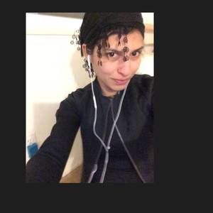 Meet your Posher, Pianetanascosta